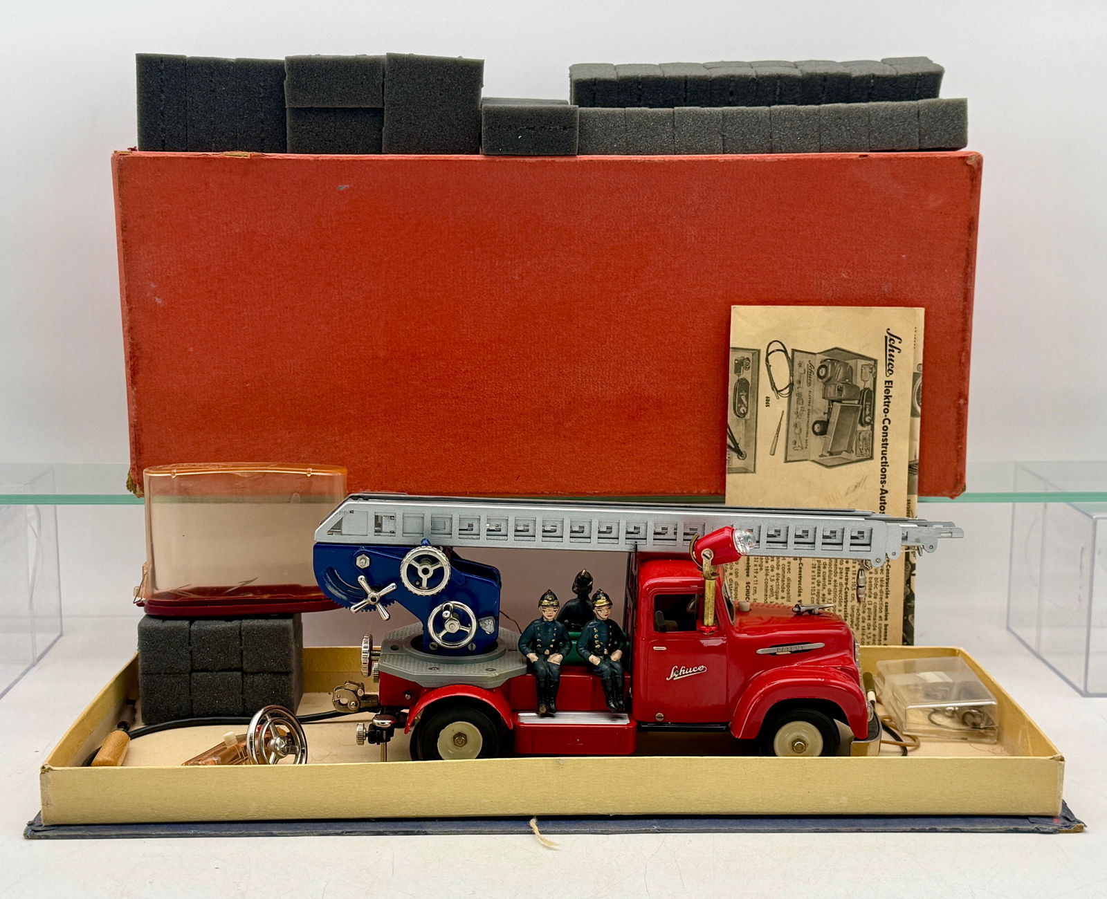Schuco Elektro Construction 6080 Fire Engine Set (1 of 3)