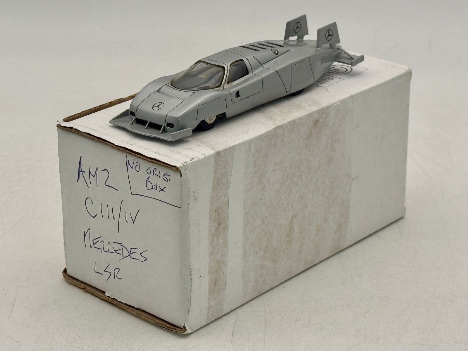 AM-2 Mercedes-Benz C111-IV LSR Silver Model Car (1 of 3)