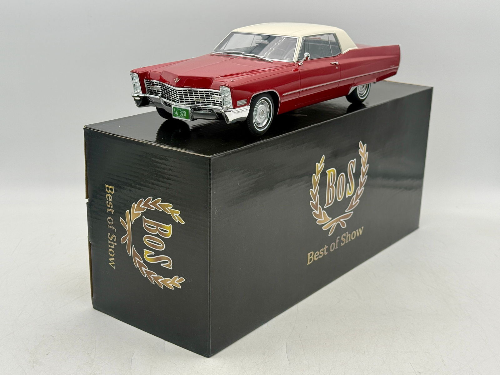 BoS-Models #240 1967 Cadillac Coupe DeVille Model Car (1 of 2)