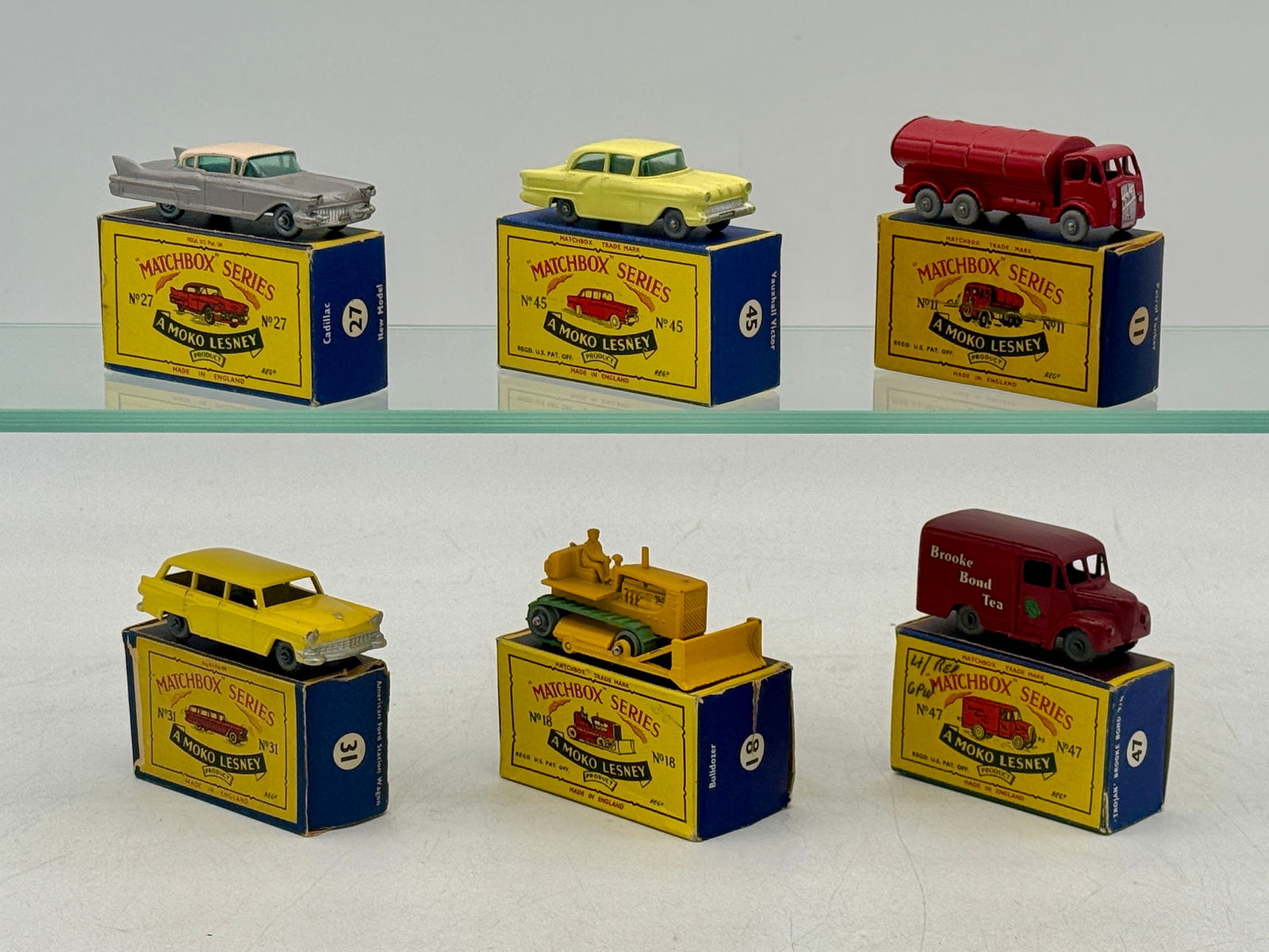 6 Vintage Moko Lesney Matchbox Series Die-Cast Vehicles (1 of 2)