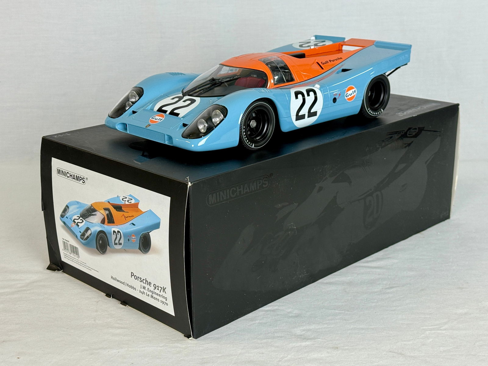 Minichamps 125 Porsche 917K Gulf Livery Model Car 706622 (1 of 4)