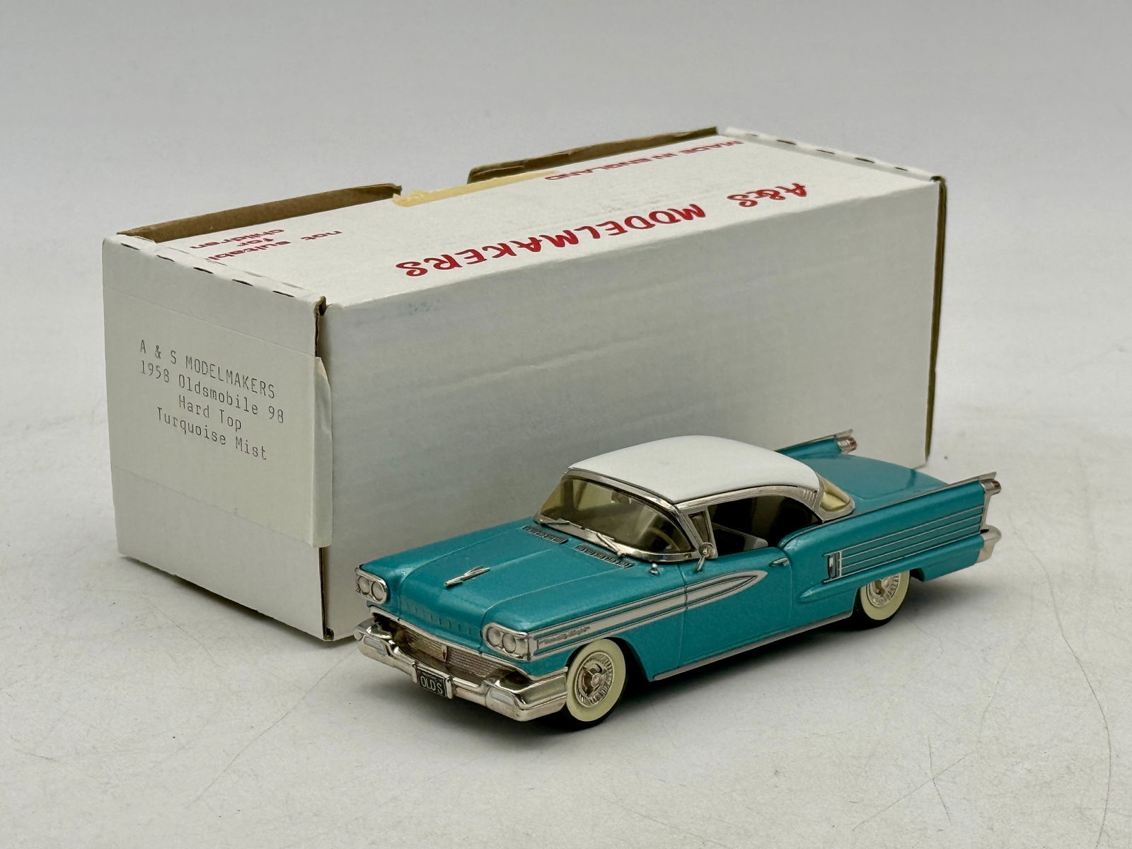 A & S Modelmakers 1958 Oldsmobile 98 Hard Top Model Car (1 of 2)
