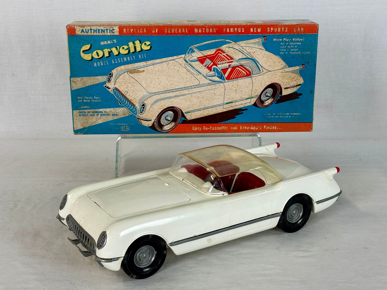 Ideal 3083 Corvette Model Assembly Kit with Original Box (1 of 2)