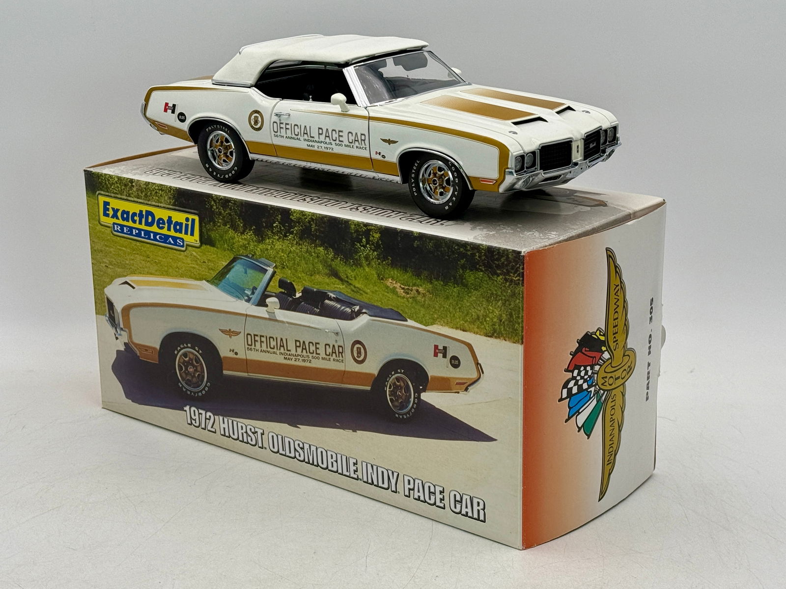 Exact Detail Replicas 305 1:18 1972 Hurst Oldsmobile Indy Pace Car: A 1:18 scale white and gold die-cast model of a 1972 Hurst Oldsmobile Indy Pace Car with removable top and original box, 11 inches long, C9.
