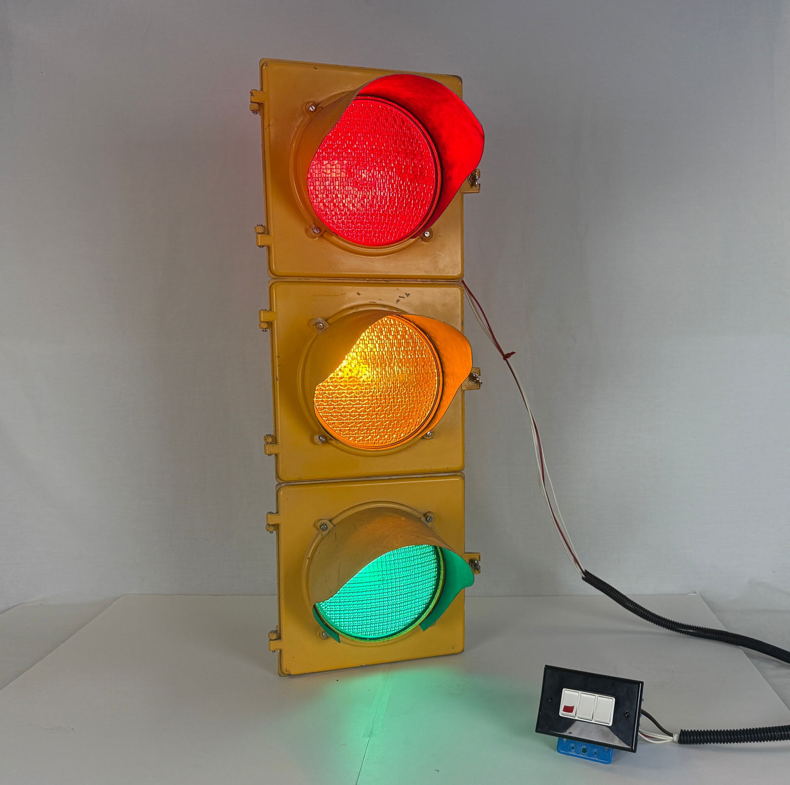 Yellow Three Section Traffic Signal with WM Logo (1 of 6)
