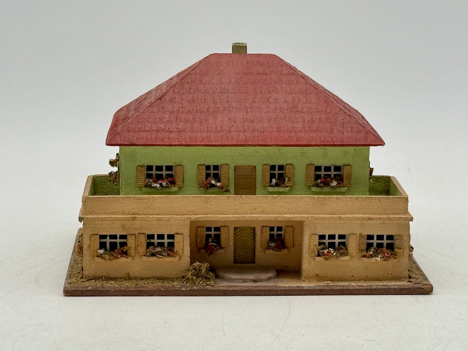 RS Modell 25 Miniature Composition and Cardboard Villa (1 of 6)