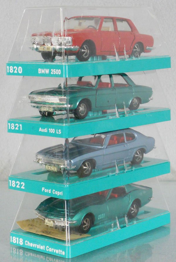 4 MARKLIN AUTOS: die cast, 1820 BMW2500, 1821 Audi 100, 1872 Ford Capri, 1818 Corvette, orig plastic boxes some wear, C8.