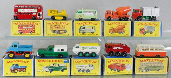 10 MATCHBOX VEHICLES: 5D3, 8D1, 21C8, 26B4, 26C1, 49B2, 50C1, w/white canopy, 61B2, 63B2, 68B2, orig boxes, minor wear to worn, 2 have torn end flaps, C8-9.