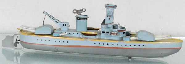 ARNOLD GRAF SPEE WARSHIP: ca 1938, handpainted tin, windup working, 14" long, ex-Malcolm Forbes collection, C6.