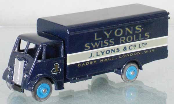 DINKY 514 LYONS SWISS ROLLS GUY VAN: restored, C9.