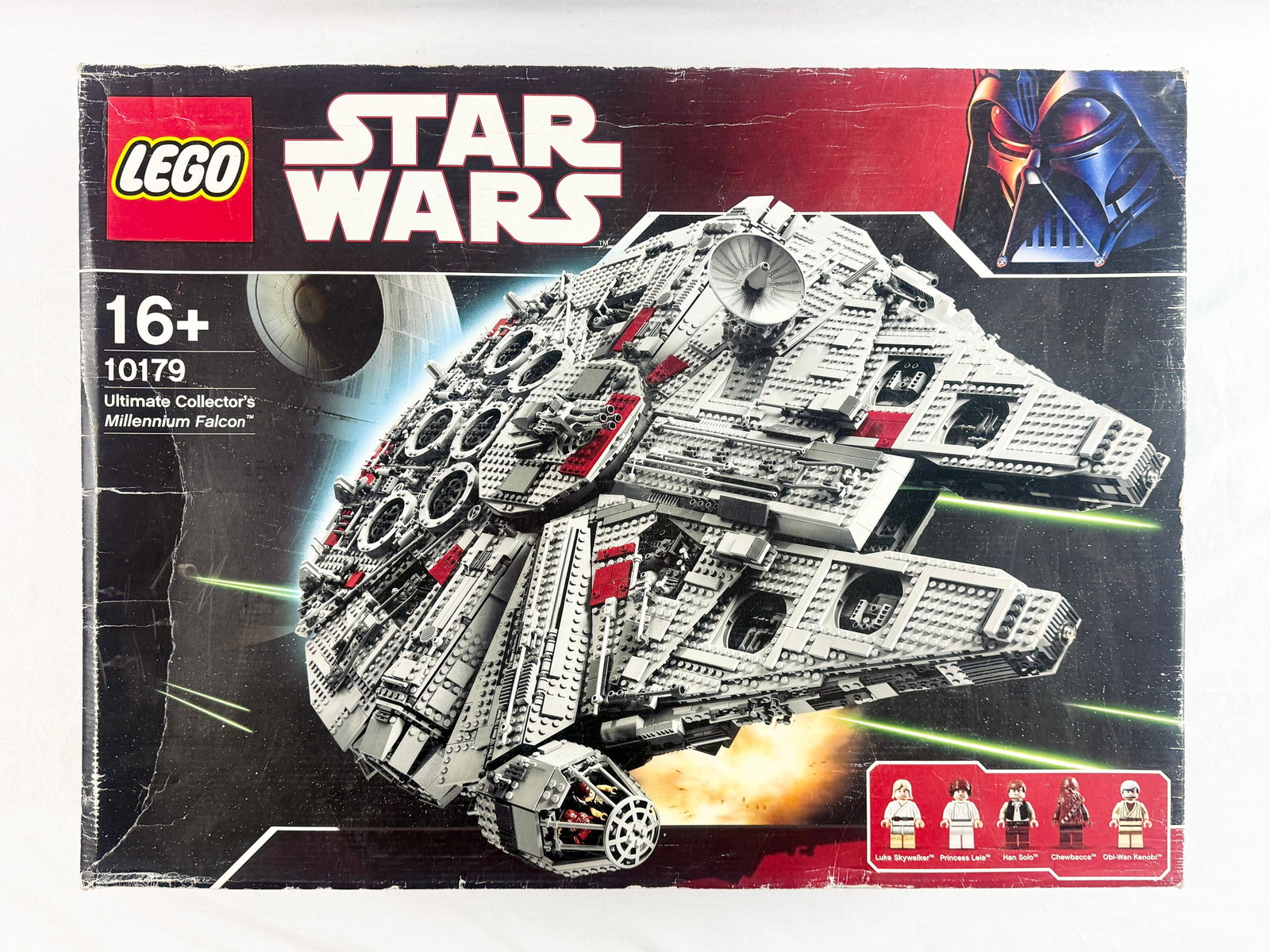 LEGO Star Wars Ultimate Collector Series Millennium Falcon Set 10179 (1 of 6)