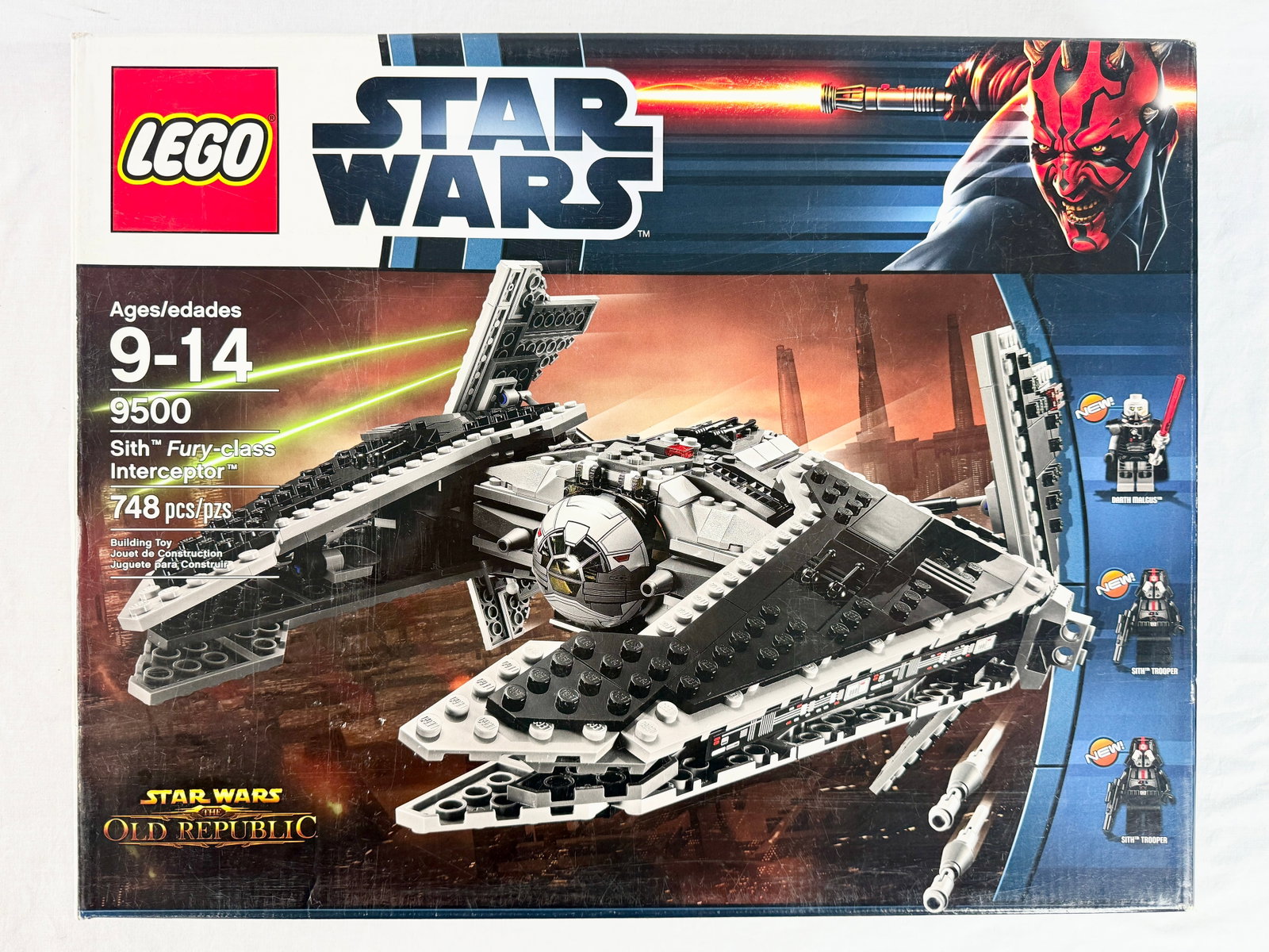 LEGO Star Wars The Old Republic Sith Fury-class Interceptor Set 9500 (1 of 3)