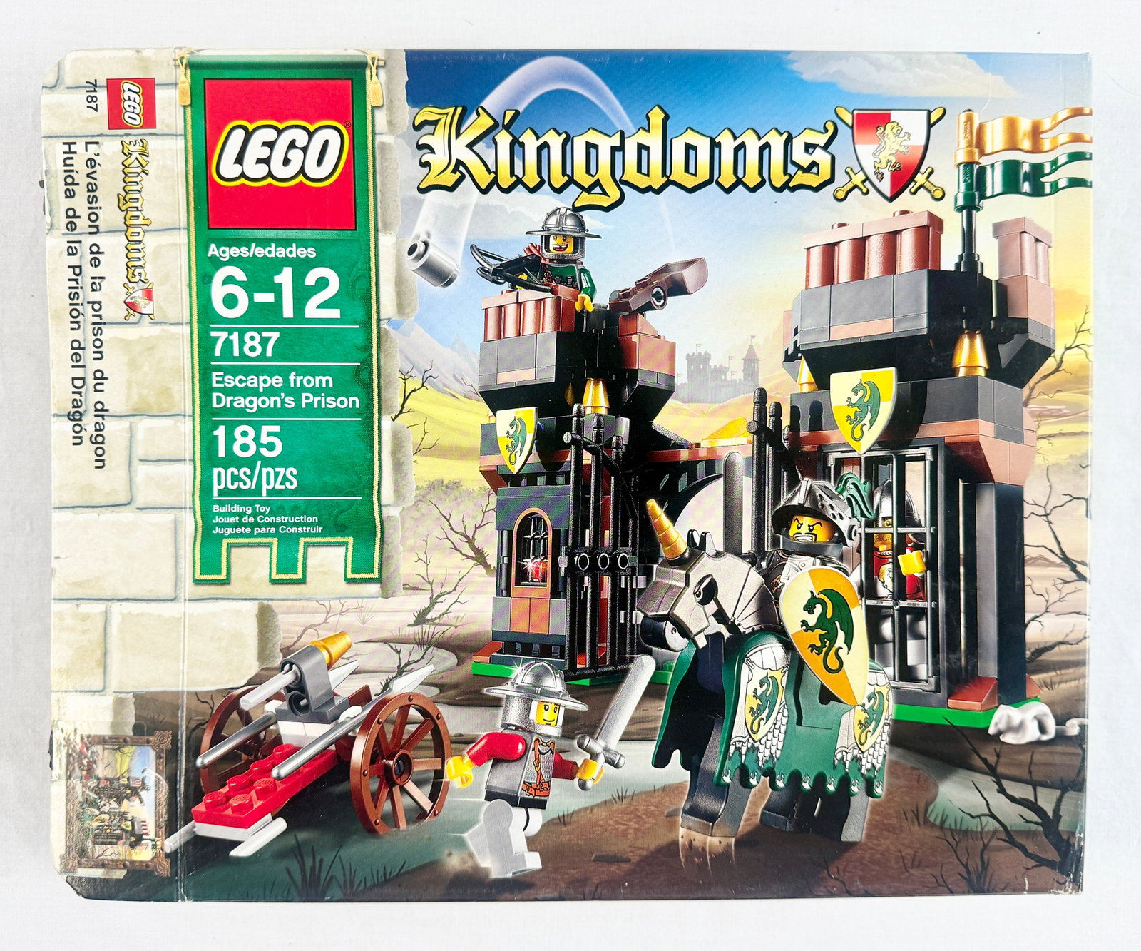 LEGO Kingdoms Set 7187 Escape from Dragon's Prison (1 of 3)