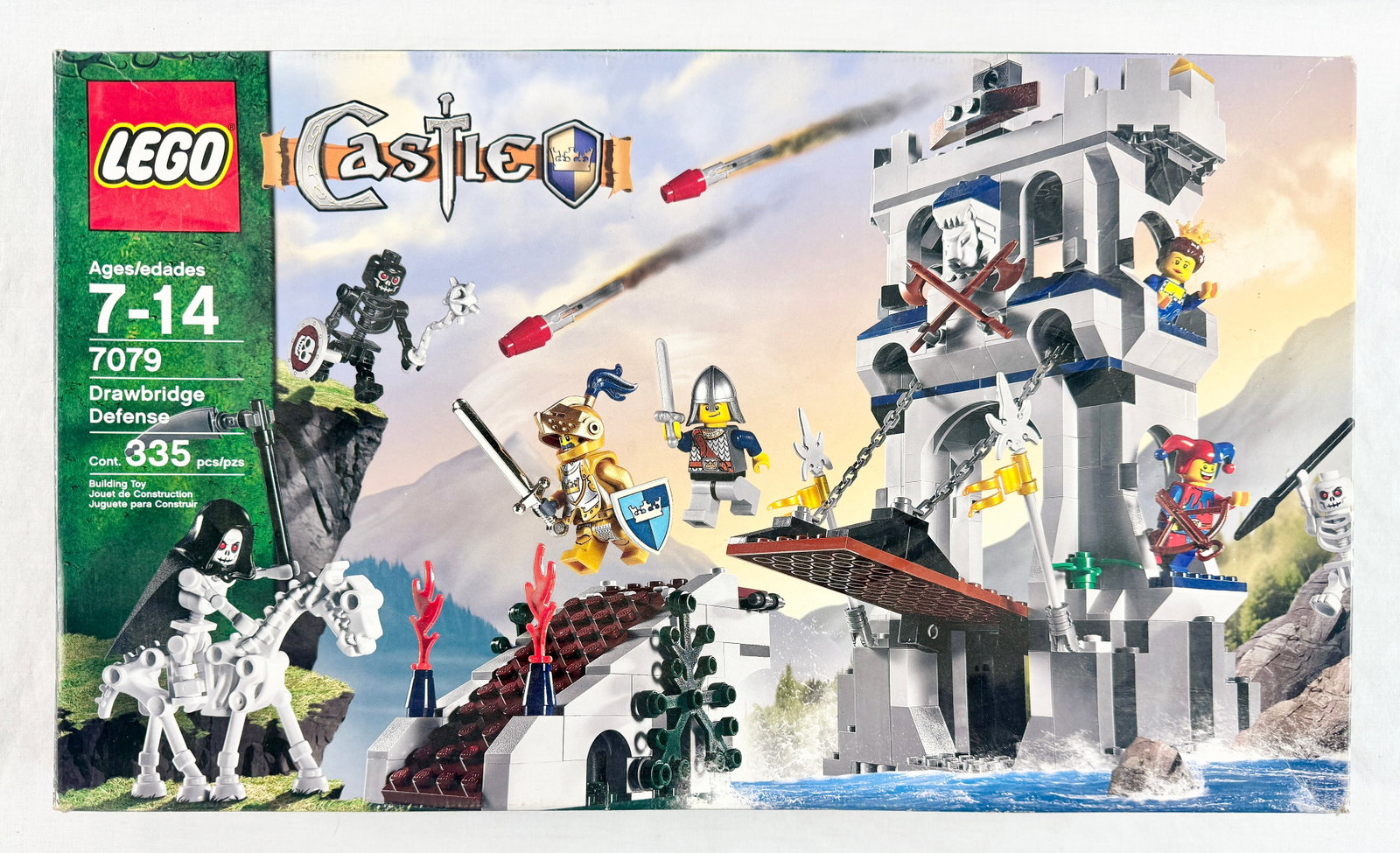 LEGO Castle Drawbridge Defense Set 7079 (1 of 3)
