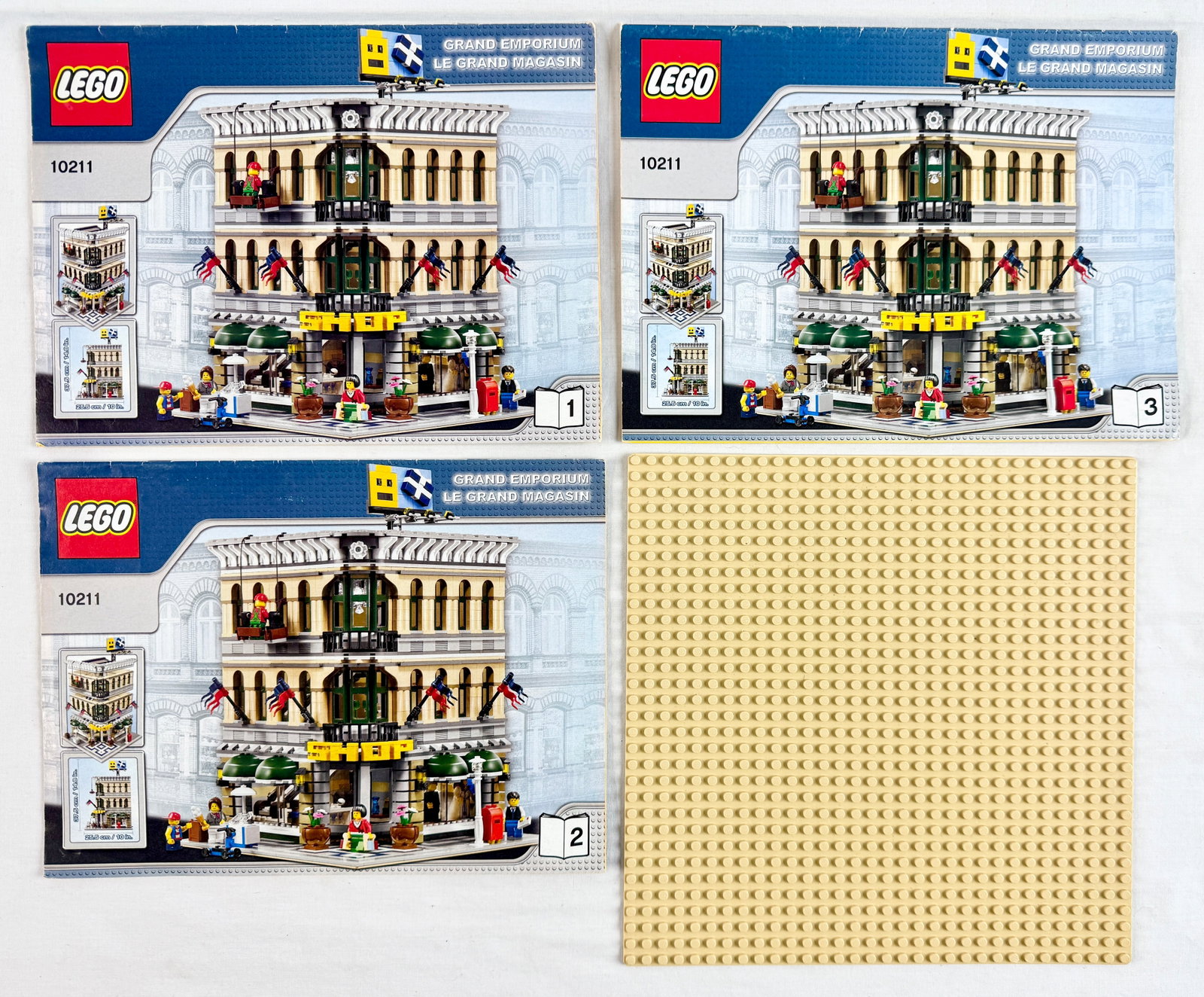 LEGO Creator Expert Grand Emporium Set 10211 (1 of 2)