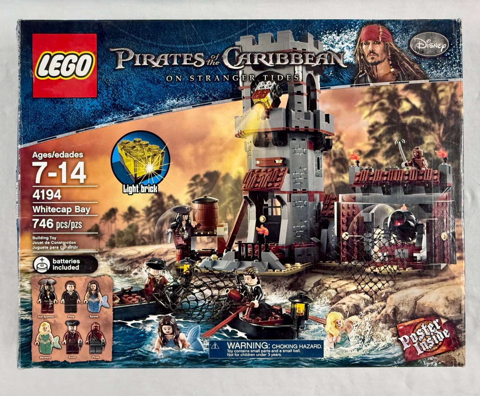 LEGO Pirates of the Caribbean Whitecap Bay Building Set 4194 (1 of 4)