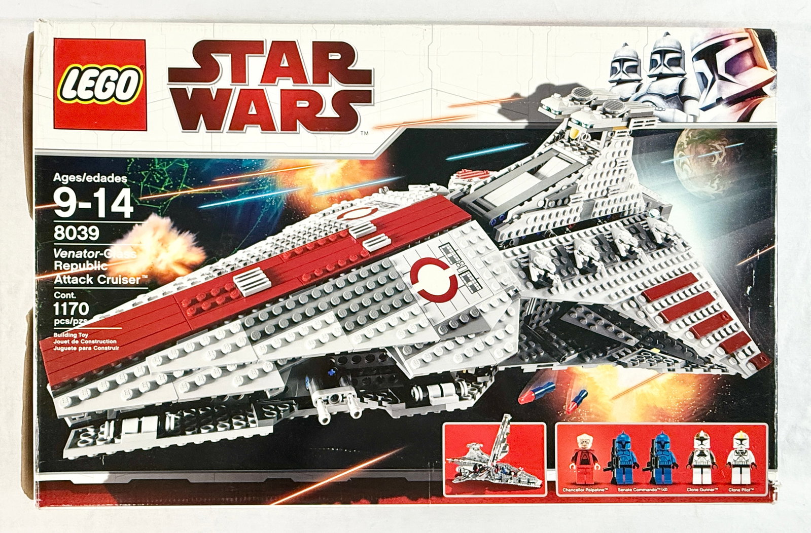 LEGO Star Wars Set 8039 Venator-Class Republic Attack Cruiser: This LEGO Star Wars construction set, number 8039, is the Venator-Class Republic Attack Cruiser, originally released in 2009. The set is composed of 1,170 pieces and includes five minifigures: Chancel