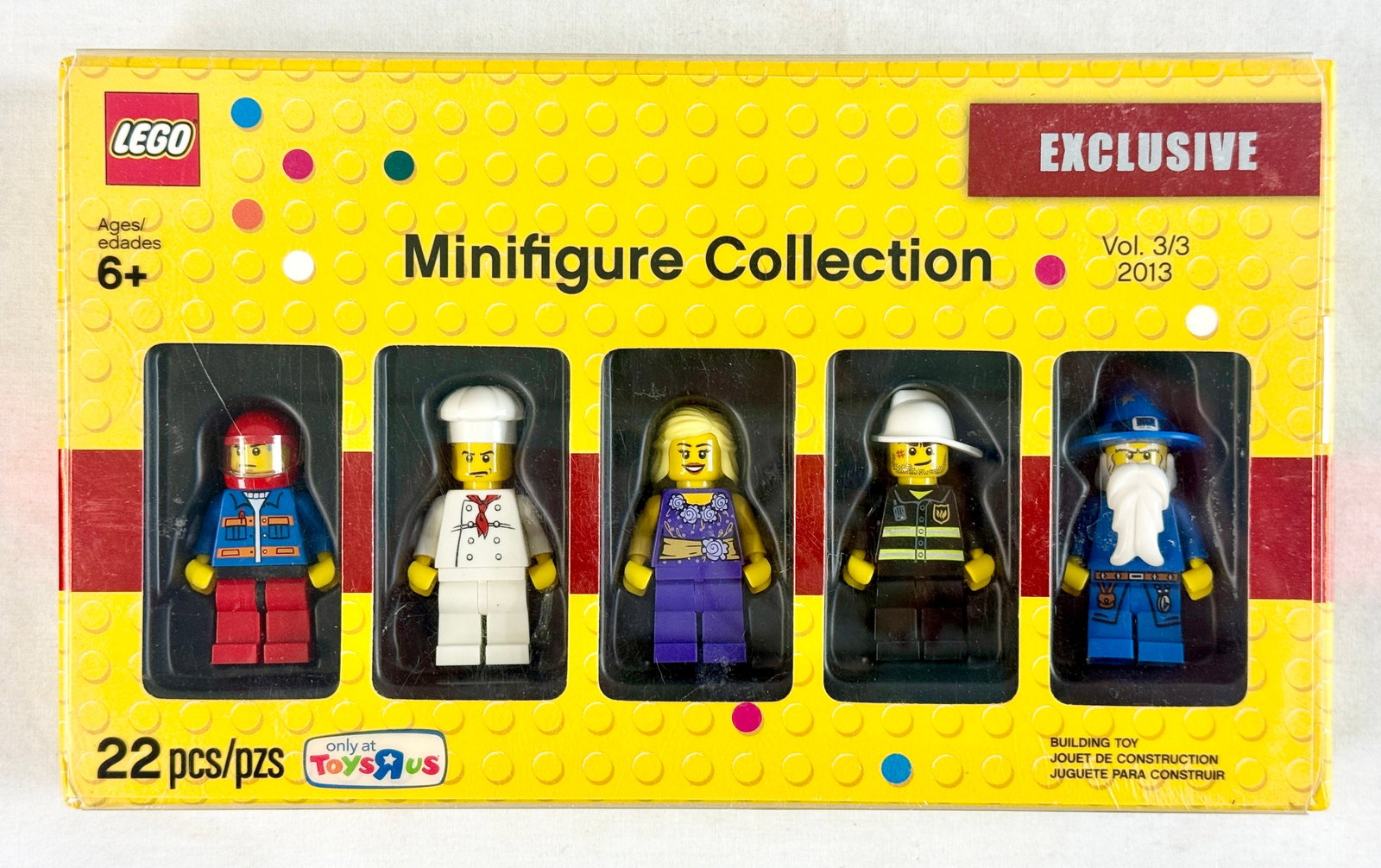 LEGO Bricktober 2013 Exclusive Minifigure Collection Volume 3 Set 5002148 (1 of 3)