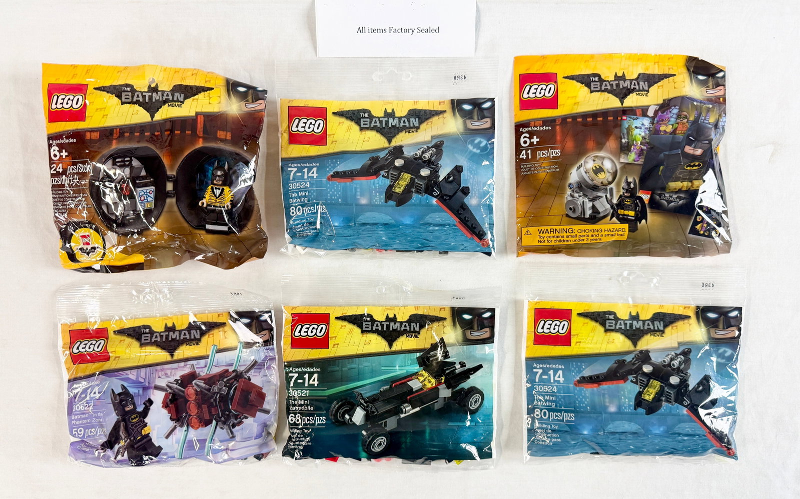 Six LEGO The Batman Movie Factory Sealed Polybags (1 of 2)