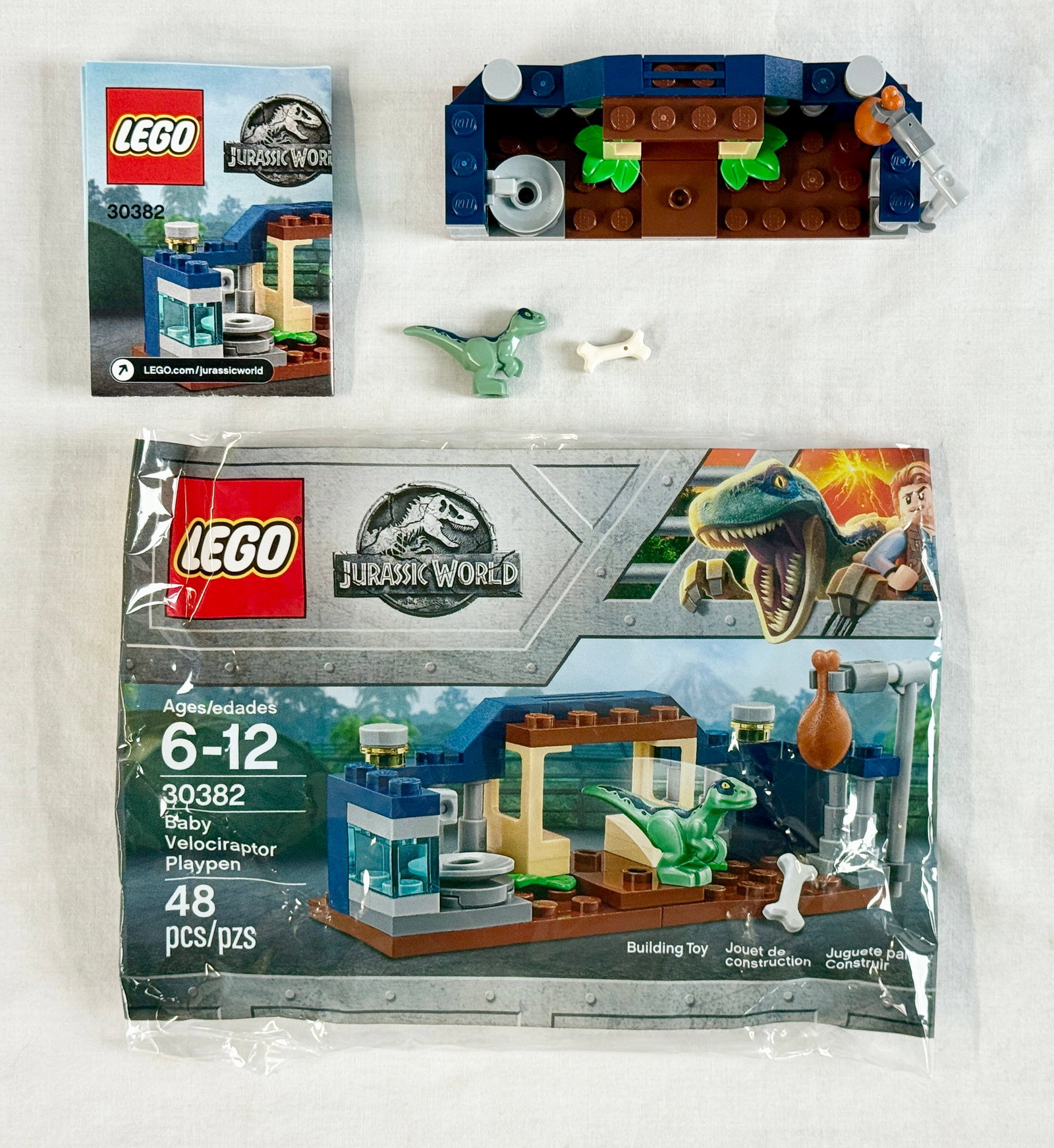 LEGO Jurassic World Baby Velociraptor Playpen Set 30382 (1 of 2)