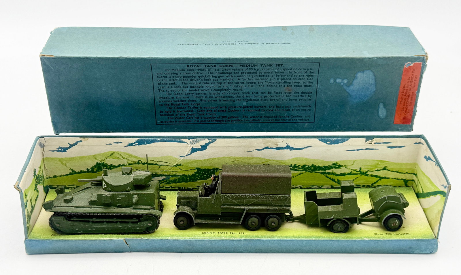 Dinky Toys No. 151 Royal Tank Corps Medium Tank Set (1 of 2)