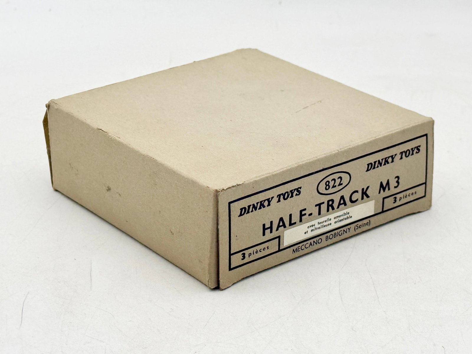 3 French Dinky Toys 822 Half-Track M3 Vehicles in Trade Box (1 of 5)