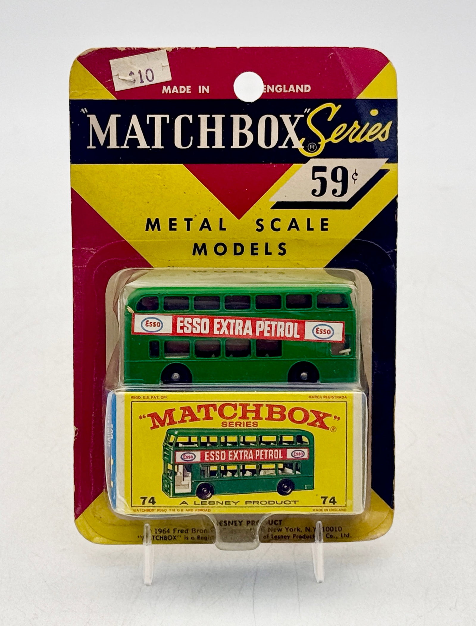 Lesney Matchbox No. 74B3 Daimler Bus in Original Blister Pack (1 of 2)
