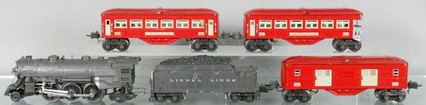 LIONEL TRAIN SET: O ga, 224E loco, missing bell, 2224W tender, top restored, some oxidation spots, 2602 baggage, 2600 Pullman, 2601 obsv, orig car boxes only, boxes rough, C5-7.