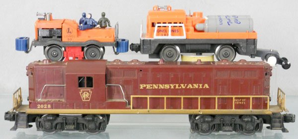 3 LIONEL LOCOS: O ga, 50 gang car, 3927 track cleaning car, w/2 wooden bottles, 2028 PRR GP7, cab restored, C5-7.