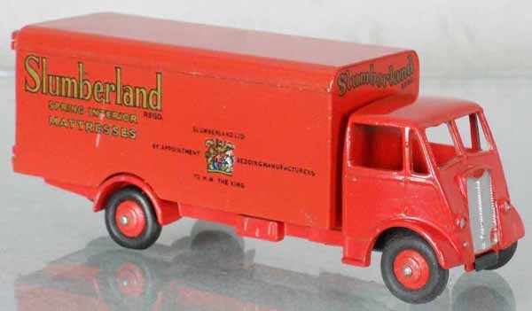 DINKY 514 SLUMBERLAND GUY VAN: scratch on 1 side, C7-8.