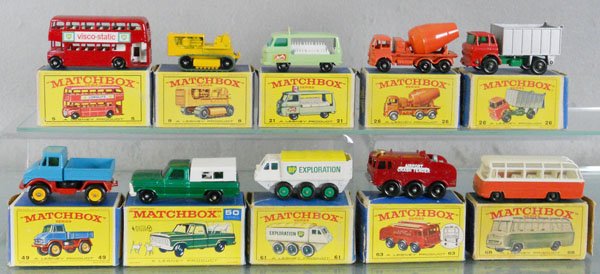 10 MATCHBOX VEHICLES: 5D3, 8D1, 21C8, 26B4, 26C1, 49B2, 50C1, w/white canopy, 61B2, 63B2, 68B2, orig boxes are minor wear to worn & torn, C8-9.