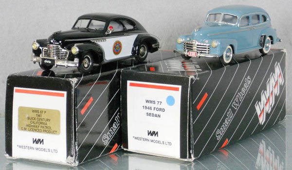 2 WESTERN MODELS AUTOS: white metal, 1941 Buick Century California Hwy Patrol, 1946 Ford Sedan, back seat loose, minor paint chip above driver's door, orig boxes & inserts minor wear, C8-9.