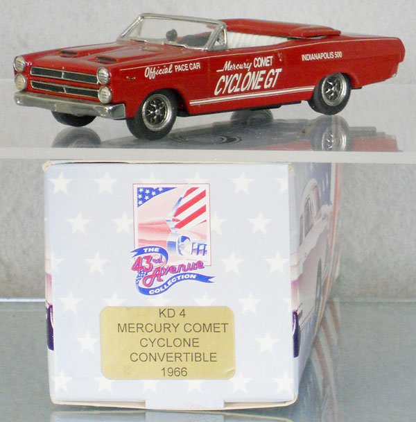 AMERICAN CLASSICS 1966 MERCURY COMET CYCLONE: white metal, driver's side missing door handle, minor paint chip on rear bottom fender corner, orig box & insert, C8.