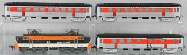 FLEISCHMANN NEW HAVEN TRAIN SET: HO ga, 2-rail, 1391 electric loco w/cars 2 #1414N, 1415N, C7-9.