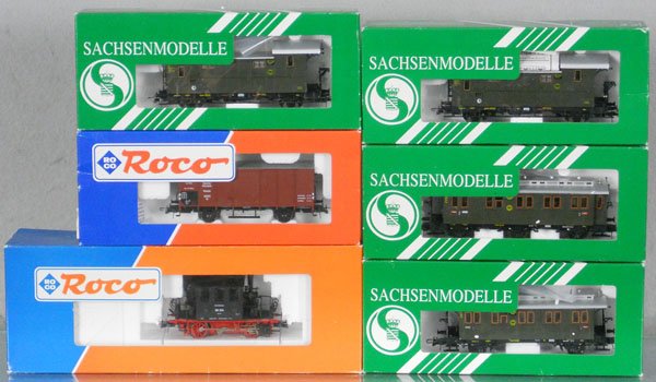 ROCO & SACHSEN MODELLE TRAIN SET: HO ga, Roco 43257 BR98 loco w/cars Roco 46822, Sachsen Modelle 2 #14383, 14384, 14385, orig boxes & inserts, loco insert incom, C9-10.