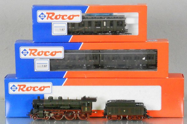 ROCO TRAIN SET: HO ga, 2-rail, 43312 KPEV S10 loco & tender, w/DRG coaches 44587 & 44589, orig boxes & inserts, C9-10.