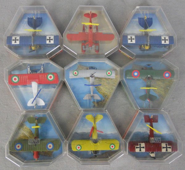 9 EDISON GIOCATTOLI AIRPLANES: die cast, 1001, 1003, 1004, 1101, 1102, 1103, 2 #1104, 1202, orig plastic & cardboard packaging minor wear, 1 cover split, C9-10.