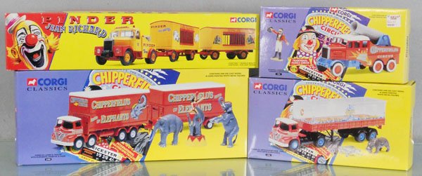 CORGI CIRCUS LOT: die cast, 16801 Scammel Highwayman, no animals in cages, 31902 Foden, Lorry & Trailer, 17801 Scammel Constructor Cannon & Ringmaster, 14201 Foden & Tank Trailer, missing hippo, orig boxes, C9-10.