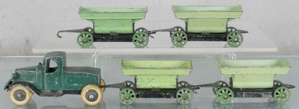 TOOTSIETOY 191 CONTRACTOR'S SET: Mack w/4 trailers, C5.