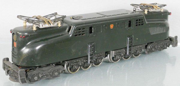 LIONEL 2332 PRR GG1: O ga, green, rubberstamping on sides is 90% worn, minor decal chips, otherwise C8.