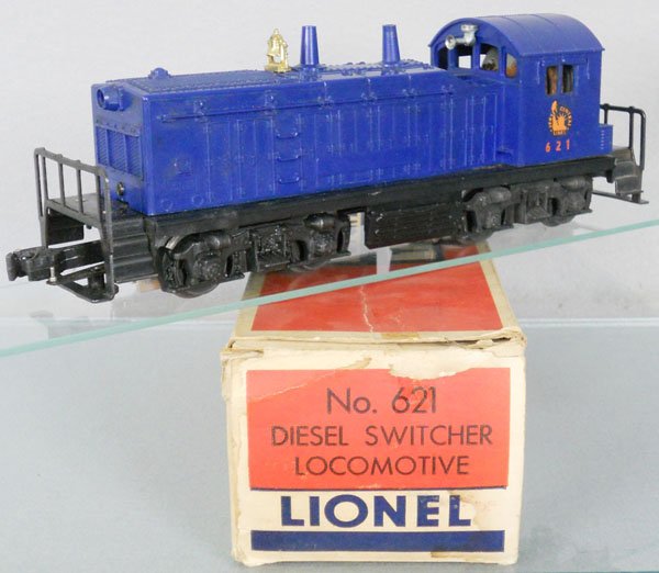 LIONEL 621 JERSEY CENTRAL SWITCHER: O ga, oxidation spot on horn, orig box worn, C7.