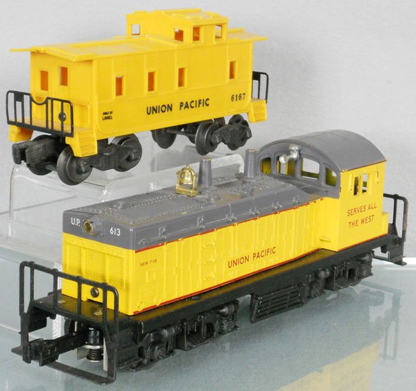 LIONEL UNION PACIFIC TRAIN LOT: O ga, 613 UP Switcher, hairline screw crack, 6167 caboose, C8-9.