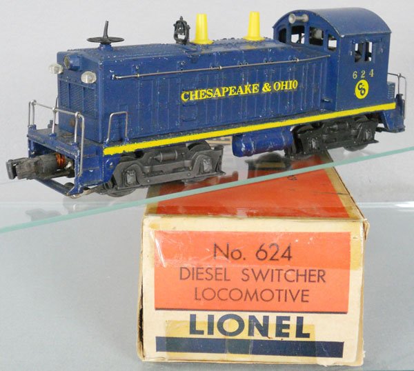 LIONEL 624 C&O SWITCHER: O ga, 4 small touch up spots, orig box & insert worn, C6.