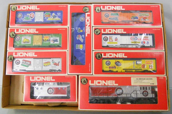 LIONEL 1585 75TH ANNIVERSARY TRAIN SET: O ga, 7500 loco w/cars 7501 through 7507, 7508 caboose, orig boxes & set box, C9-10.