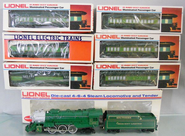 LIONEL SOUTHERN TRAIN SET: O ga, 8702 loco & tender w/cars 9530, 9531, 9532, 9533, 19001, 9534, orig boxes minor wear, C9-10.