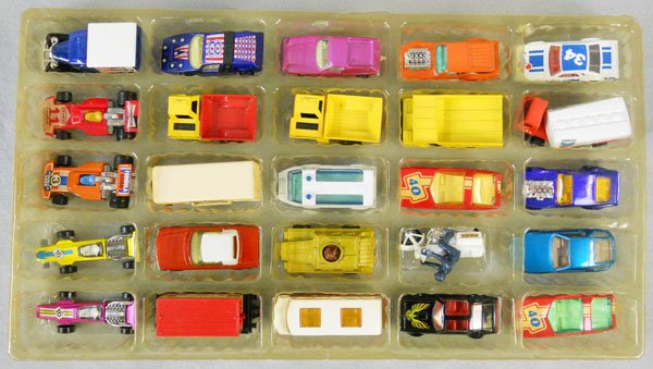 25 MATCHBOX LESNEY-ENGLAND SUPERFASTS: 1969-1980, C9.