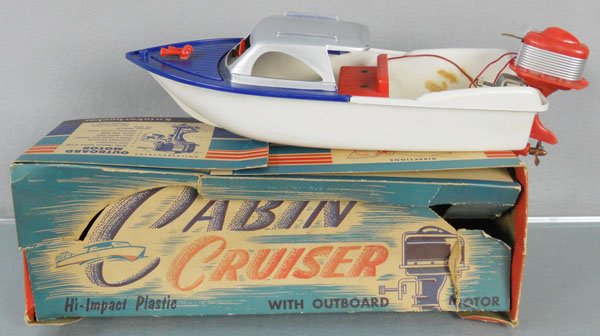 KNICKERBOCKER 56 CABIN CRUISER: plastic, 13 1/2" long, battery operated, not tested, some melt marks in hull, orig box worn, C7-8.