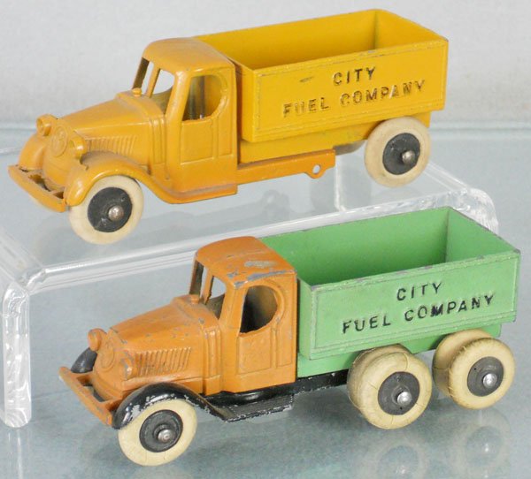 2 TOOTSIETOY 804 MACK FUEL TRUCKS: 4 & 10-wheel versions, C5-6.