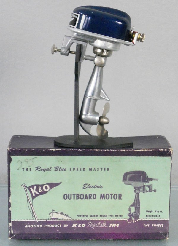 K&O OUTBOARD MOTOR: metal, 4 1/2" tall, battery operated, not tested, orig box minor wear, stand not included, C8.