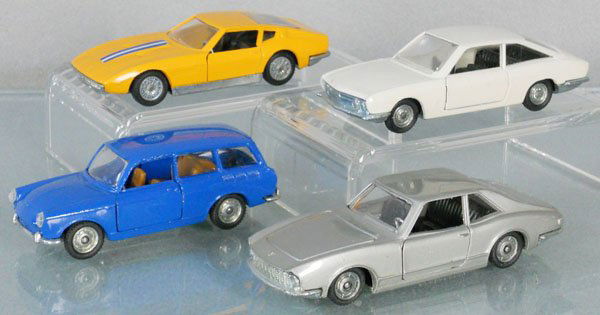 4 POLITOYS AUTOS: 550 Ghia, 542 Volkswagen, 117 Isuzu, 591 Maserati, C7-8.